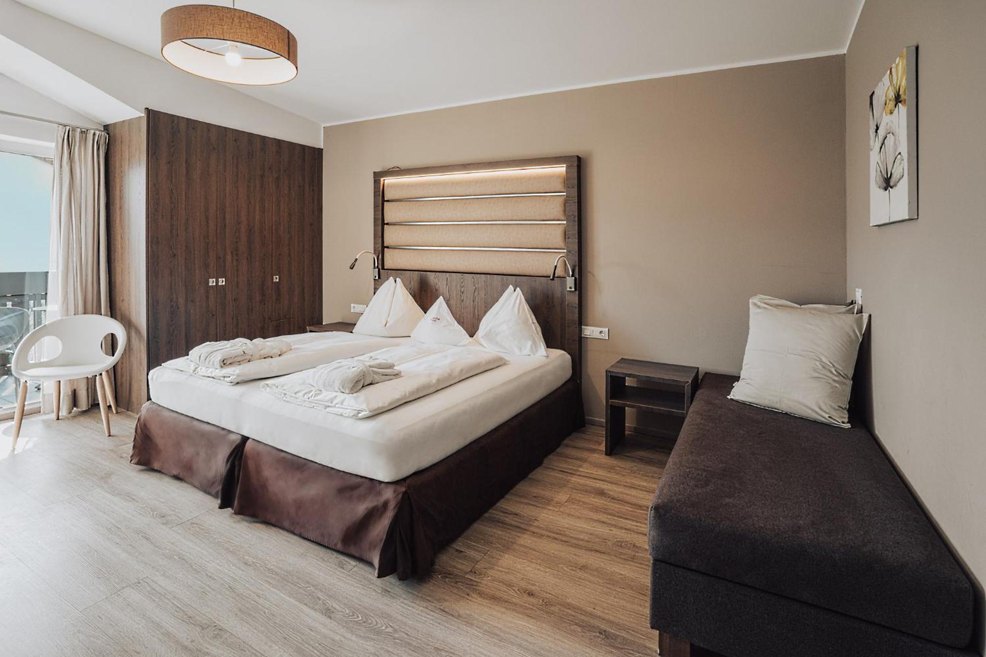 Hotel Lisetta Tirolo Extérieur photo